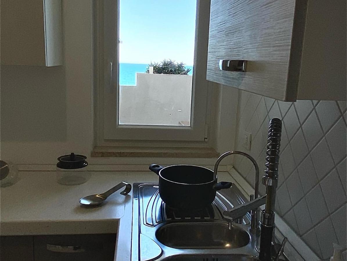 Bari Nalasia Beach Apartment Eksteriør bilde